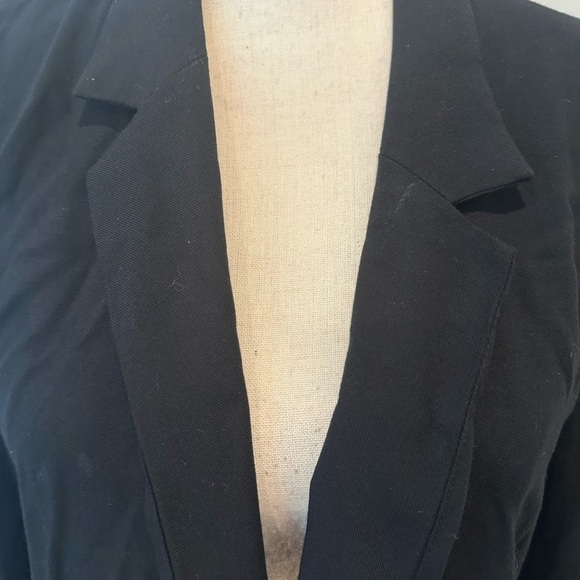 Aritzia Talula  Kent Black Lightweight Open Front Blazer Jacket Size 8 - Picture 3 of 6